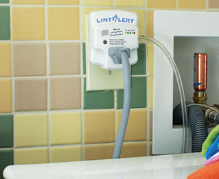 LintAlert with Washing Machine Plug